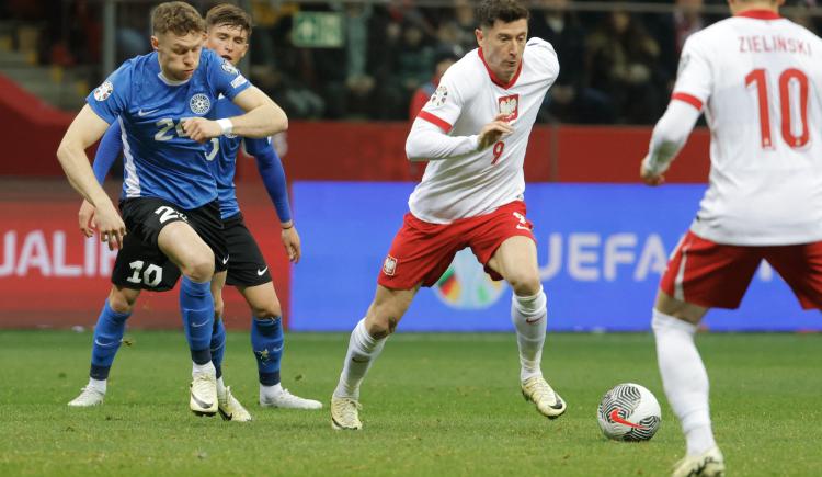 Imagen de Polonia goleó a Estonia y Lewandowski está a un paso de la Eurocopa