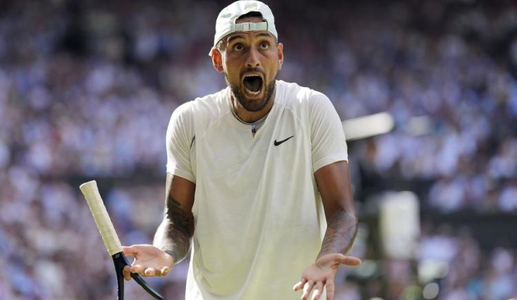 Imagen de ¿Por qué Kyrgios tiene que pagar una multa después de la final de Wimbledon?