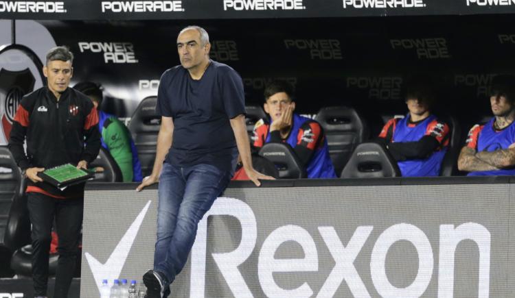 Imagen de IVÁN DELFINO DEJÓ DE SER EL ENTRENADOR DE PATRONATO