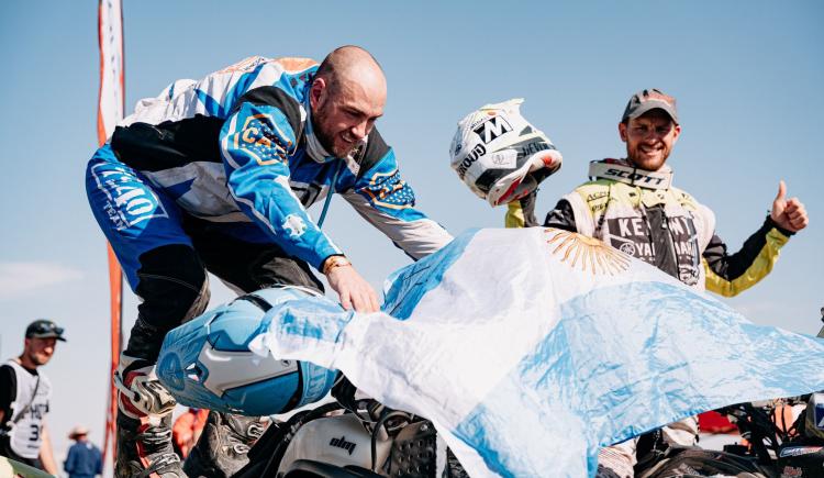 Imagen de Manuel Andújar hizo historia y volvió a ganar el Rally Dakar