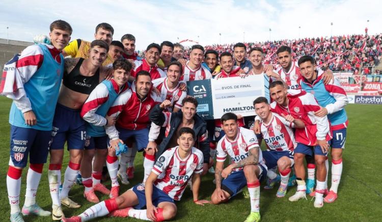 Imagen de Unión eliminó por penales a Rosario Central y espera por River o San Martín (T)