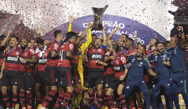 Imagen de FLAMENGO GRITÓ CAMPEÓN EN UNA FECHA FINAL PARA EL INFARTO