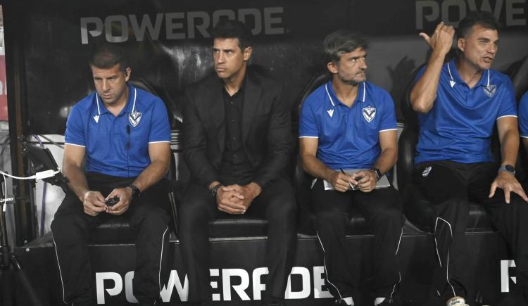 Imagen de Sebastián Domínguez, sin vueltas sobre su continuidad en Vélez