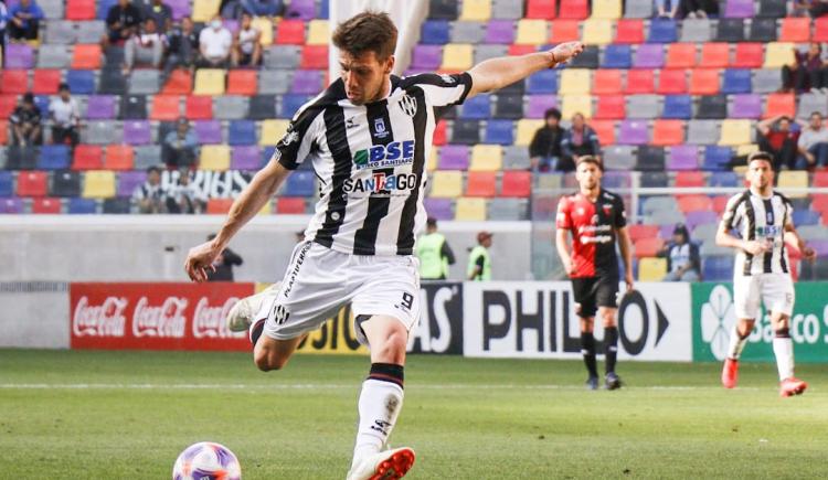 Imagen de Riaño se pierde el partido ante River