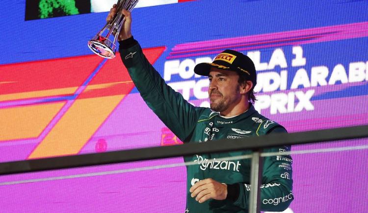 Imagen de La leyenda de la Fórmula 1 que llenó de elogios a Fernando Alonso