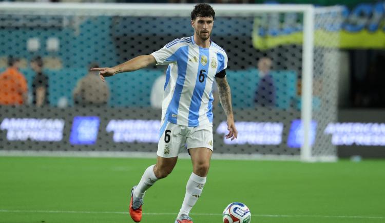 Imagen de Senesi explicó por qué eligió la Selección Argentina por sobre la de Italia: "Corazón y cabeza"
