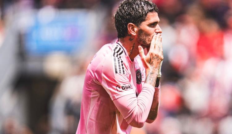 Imagen de Video: De Paul le robó el tiro libre a Messi y convirtió un golazo para Inter Miami
