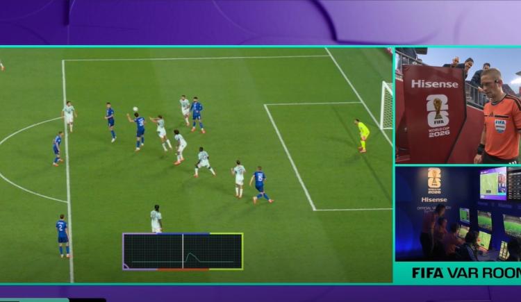 Imagen de El otro gol del Mundial que fue revisado por el chip de la pelota