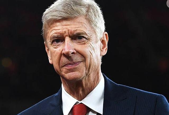 Imagen de Triángulo cibernético: Arsene Wenger, la FIFA y el primer Mundial de estrategia virtual