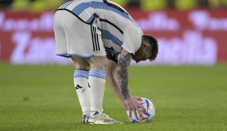 Imagen de La reacción de Lionel Messi tras el baile de la Scaloneta a Brasil