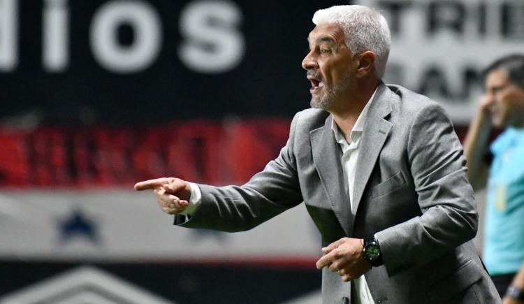 Imagen de Explotó De Felippe: "Voy a hacer tiempo porque lo hacen todos, vamos a sacarnos las caretas"