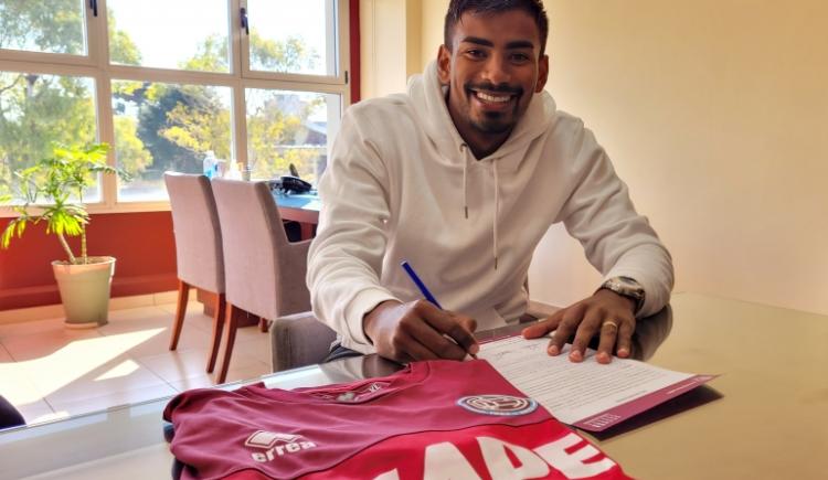 Imagen de Raúl Loaiza es refuerzo de Lanús