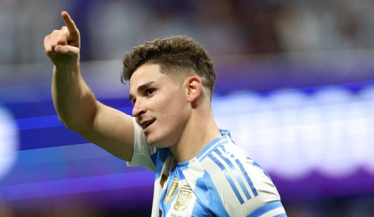 Imagen de Una locura: la cifra que debería poner Barcelona si quiere a Julián Álvarez