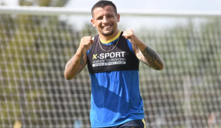 Imagen de Emiliano Vecchio sufrió un desgarro y será baja por cuatro semanas