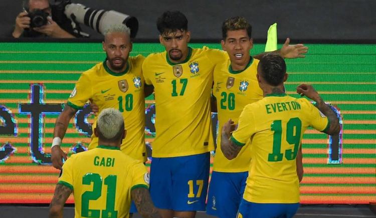 Imagen de AGÓNICO TRIUNFO DE BRASIL