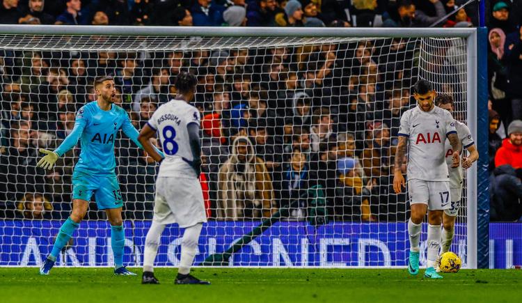 Imagen de Pese al golazo de Cuti Romero, Tottenham volvió a perder y aumentó su mala racha