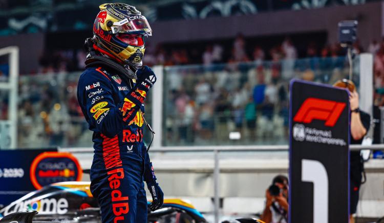 Imagen de Max Verstappen fue el más veloz en la clasificación y largará primero en Abu Dhabi