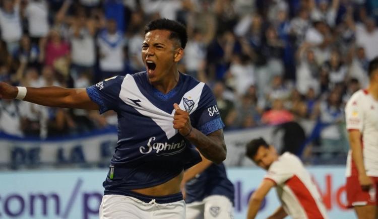 Imagen de Un tal Fernández: la resurrección de un pibe de Vélez que sufrió las malas y disfrutó la buena