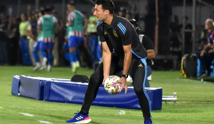 Imagen de Qué dijo Scaloni del arbitraje de Daronco en Paraguay - Argentina