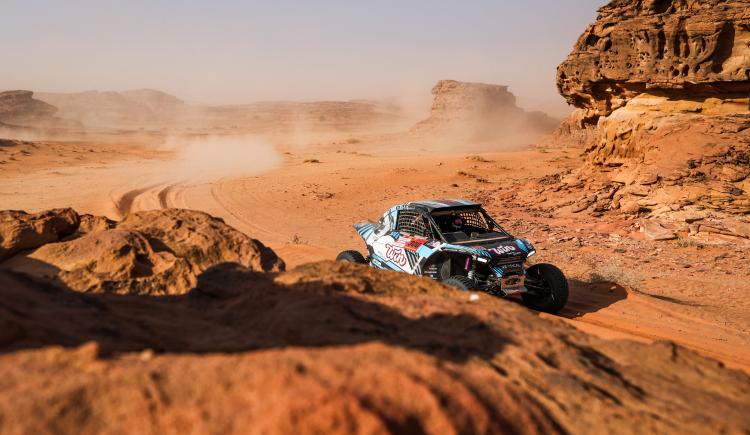 Imagen de Primer triunfo para los campeones: Cavigliasso y Pertegarini celebraron en el Rally Dakar