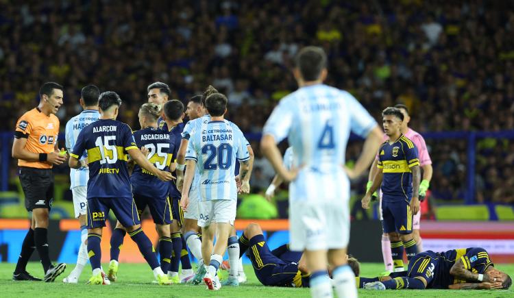 Imagen de Boca reclamó roja a Maravilla Martínez y señaló al árbitro: "Están en contra nuestra"