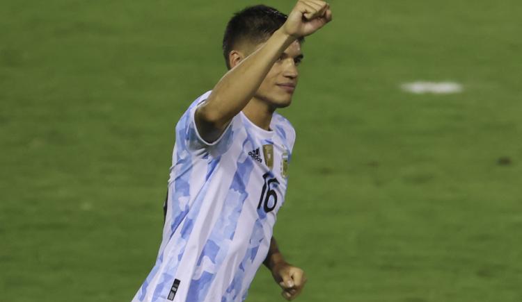 Imagen de MISMO APELLIDO, DISTINTO GOL