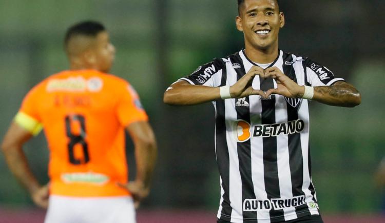 Imagen de ZARACHO LE DIO EL EMPATE A ATLÉTICO MINEIRO