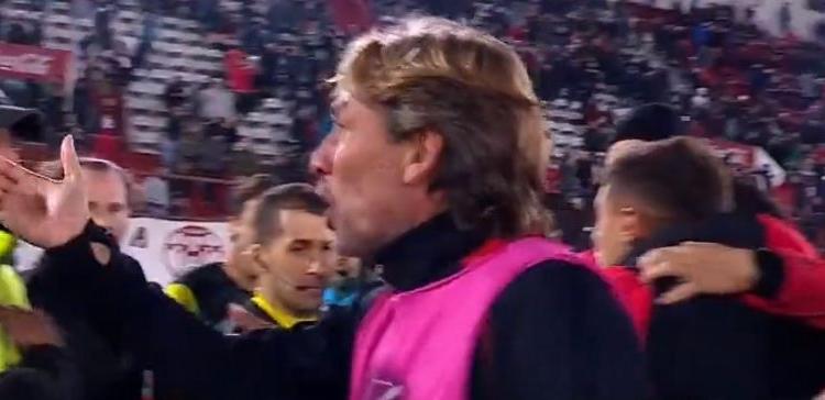 Imagen de La furia de Gabriel Heinze con Luis Lobo Medina, el árbitro: "¡Educá, educá!"