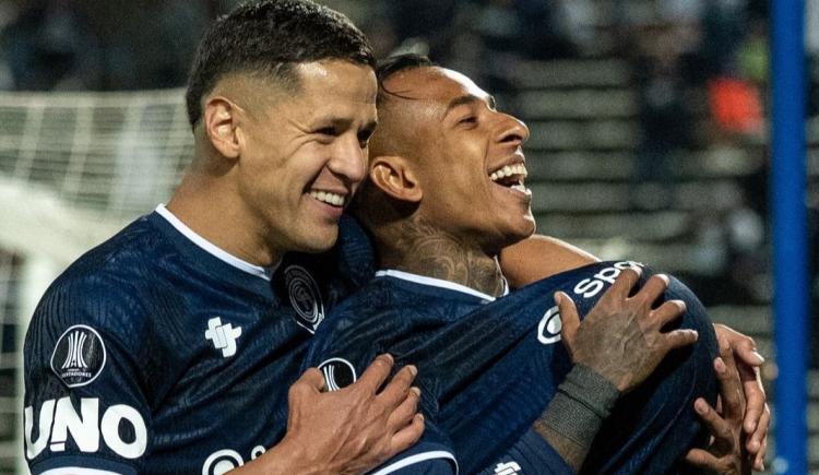 Imagen de Independiente Rivadavia goleó a La Guaira y es el único equipo con puntaje ideal en la Libertadores