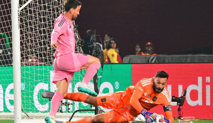 Imagen de Messi no pudo con Lloris: Inter Miami fue goleado en su debut en la MLS