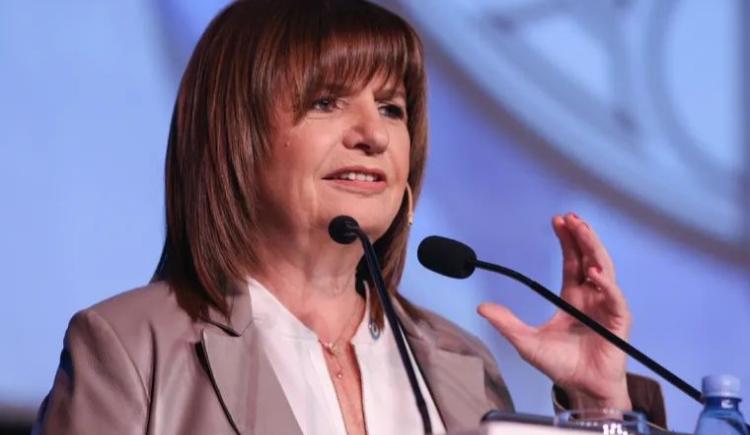 Imagen de Patricia Bullrich habló de la barbarie en Avellaneda: "La policía no está para mirar"