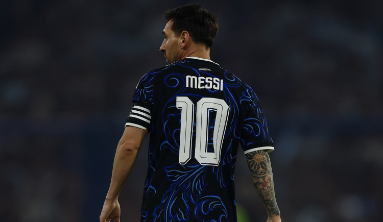 Imagen de De Messi para el equipo y para La Bombonera: la noche ¿de despedida? en la que el capitán contagió dentro y fuera de la cancha