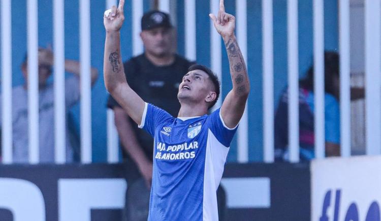 Imagen de Atlético Tucumán eliminó a All Boys y jugará con Boca en la Copa Argentina