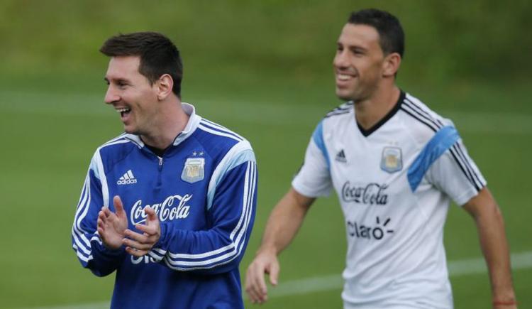 Imagen de EL SALUDO DE MESSI A MAXI RODRÍGUEZ