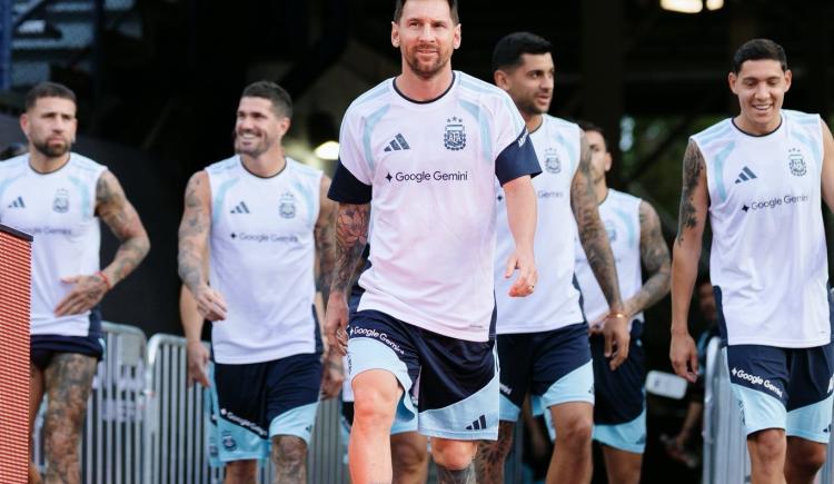 Imagen de Con Messi, la formación que paró Scaloni en la última práctica antes de Argentina - Islandia