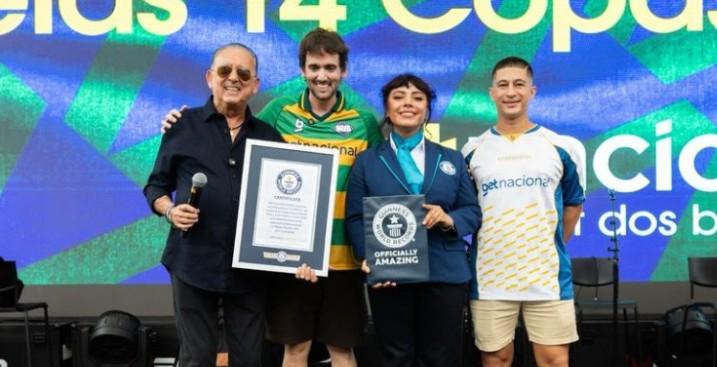 Imagen de ¿Quién es el relator con más partidos narrados en los Mundiales? El Libro Guinness entregó una certificación sin precedentes para la televisión