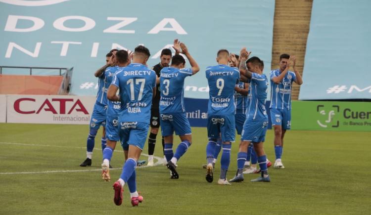 Imagen de GODOY CRUZ DEJÓ A ESTUDIANTES SIN POSIBILIDADES