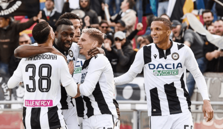 Imagen de Con Payero de titular, Udinese rescató un agónico empate y salió de la zona roja