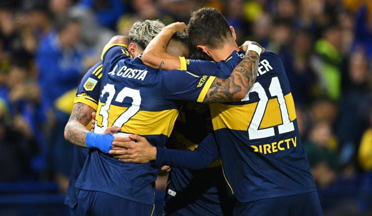 Imagen de Boca ratificó su liderazgo en la noche en la que Cavani volvió al gol