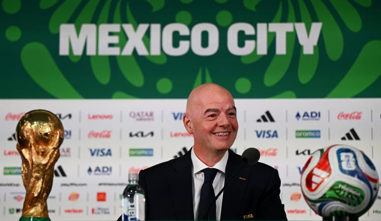 Imagen de Infantino, del reconocimiento a Macaya Márquez a la magia del Azteca: "Bendecido por los dioses del fútbol"