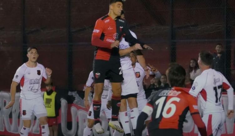 Imagen de Colón piso en falso y cayó ante Defensores de Belgrano