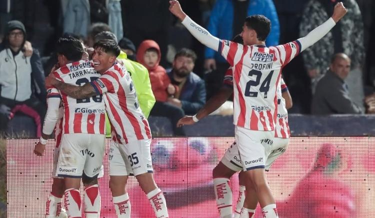 Imagen de Independiente Rivadavia, una nueva víctima de la maldición de los primeros: cayó como local ante Unión