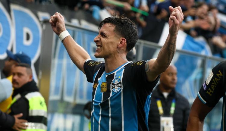 Imagen de Cristian Pavón volvió a ser fundamental para Gremio de Porto Alegre