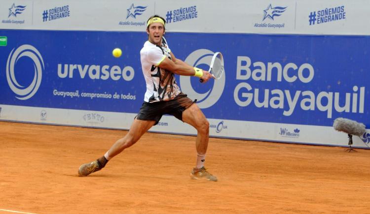 Imagen de MUNDO CHALLENGER: TOMÁS ETCHEVERRY ESTÁ EN SEMIFINALES DE GUAYAQUIL