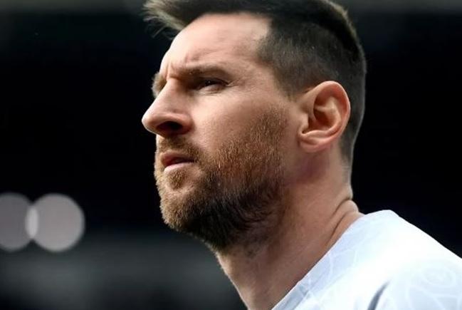Imagen de El argentino que podría enfrentarse con Messi en el debut