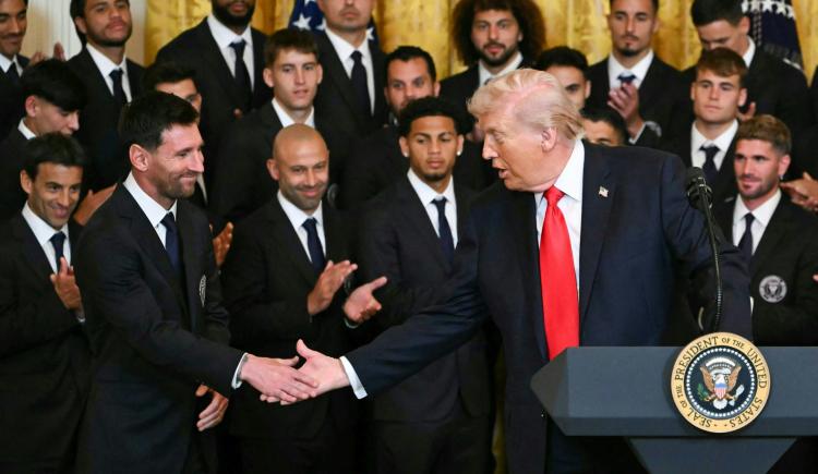 Imagen de Donald Trump recibió a Lionel Messi entre elogios y comparaciones con Pelé en la recepción oficial al Inter Miami campeón de la MLS