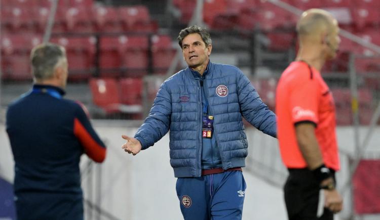 Imagen de Longaniza picante: la bronca de Pellegrino con el arbitraje