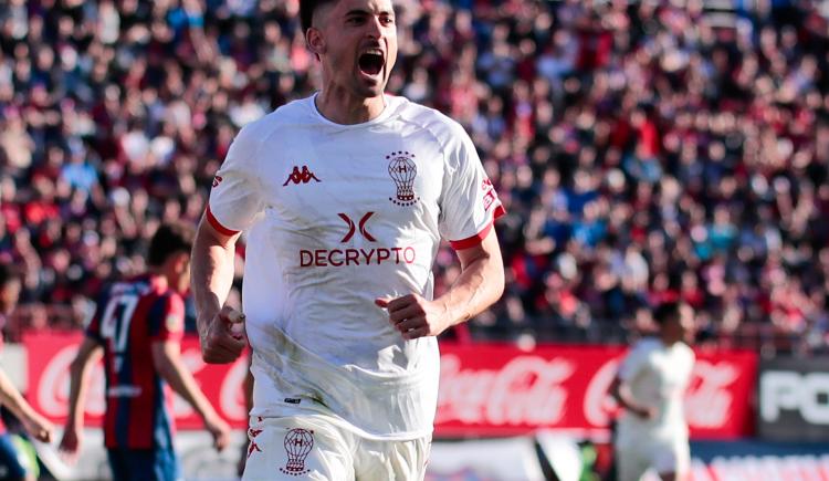 Imagen de El golazo de Pussetto en el clásico ante San Lorenzo
