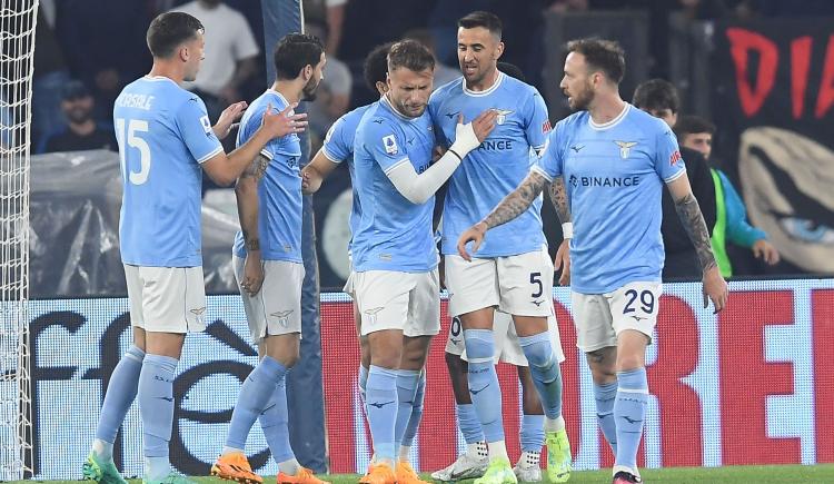 Imagen de Aún no hay Scudetto para Napoli: Lazio ganó y postergó el festejo
