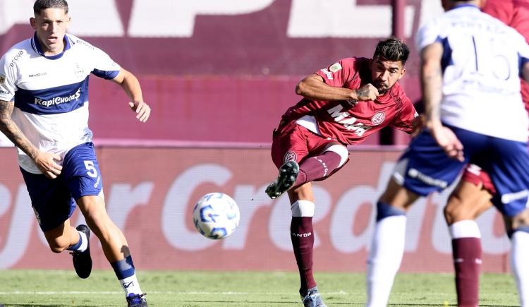 Imagen de En el debut del Traductor Flores, Gimnasia rescató un punto de su visita a Lanús